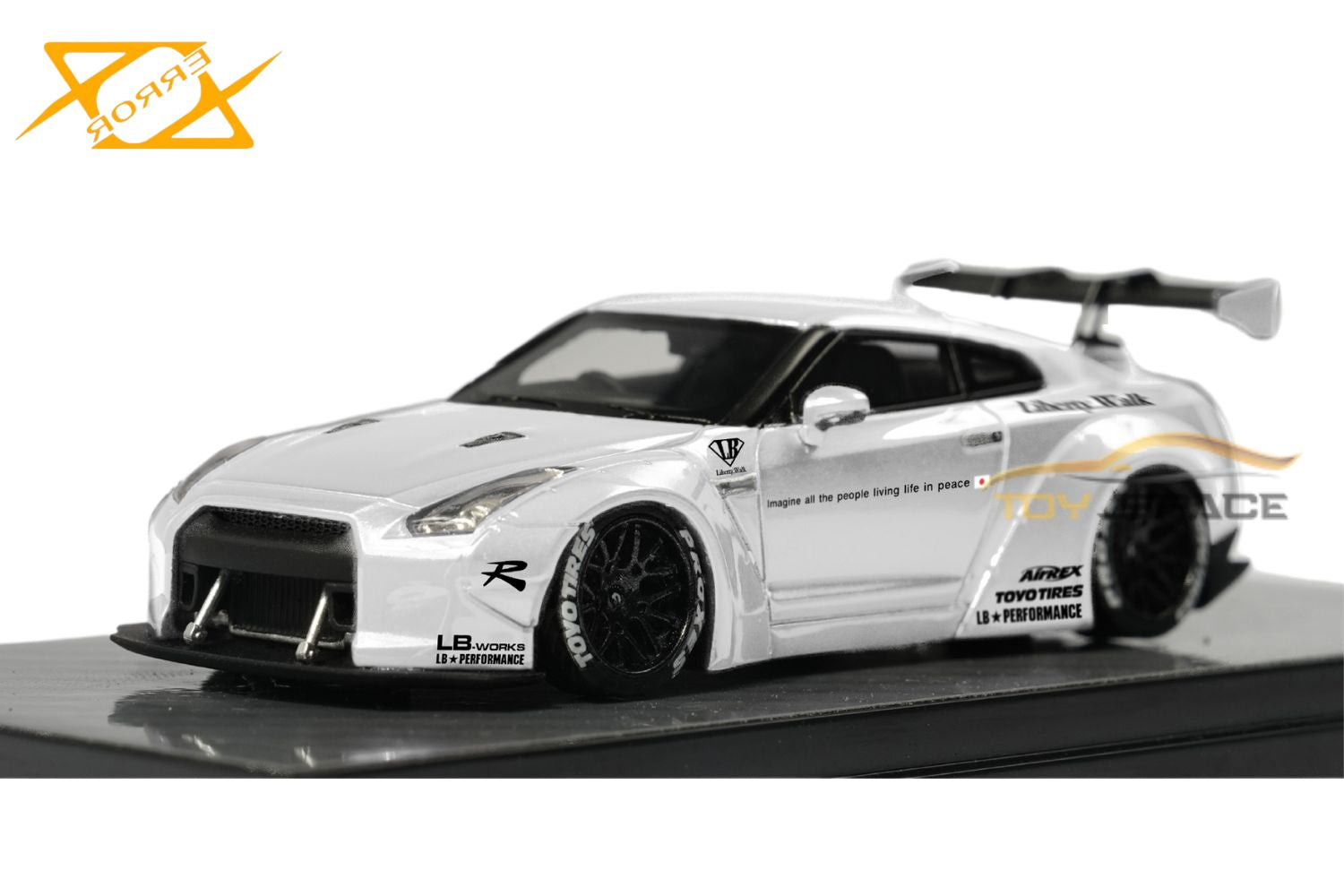 Error 404 Model 1/64 LBWK Skyline GTR R35 - Pearl White (Limited 199 pcs)