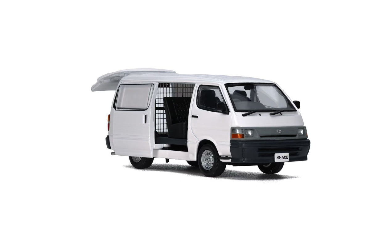 [HUNG HING] 1:64 Toyota Hiace Van White
