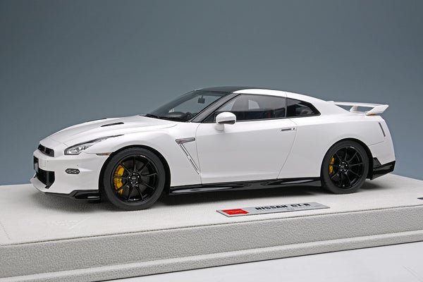 [MAKE UP] 1:18 Nissan GT-R Track Edition Engineered By Nismo T-Spec 2024 [EML084C]