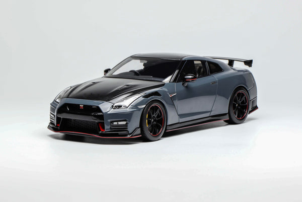 [MOTORHELIX] 1:18 Nissan GT-R Nismo (R35) Special Edition 2022 Stealth Grey