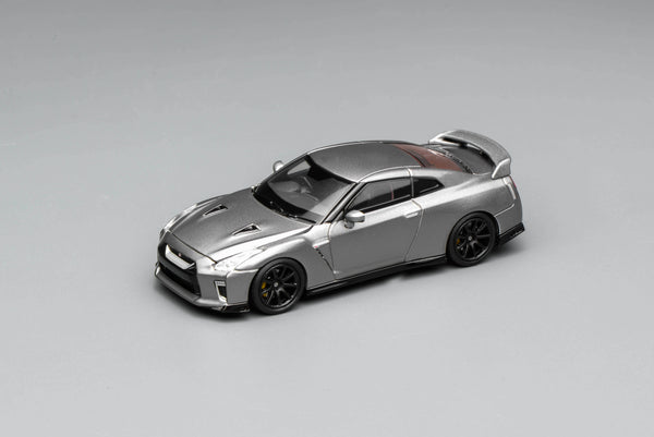 [MOTORHELIX] 1:64 Nissan GT-R (R35) Track Edition Engineered by Nismo 2020 Dark Metal Gray