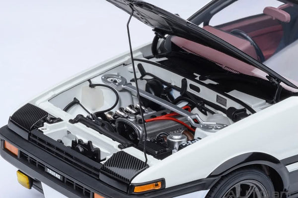 [AUTOART] 1:18 Toyota Sprinter Trueno (AE86) “Initial D” “Project D” Final Version