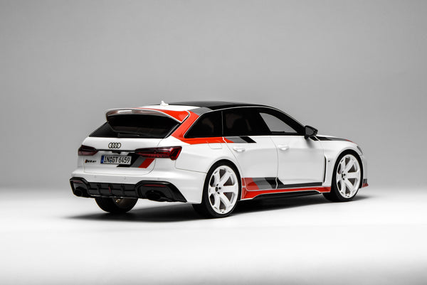 [MOTORHELIX] 1:18 Audi RS 6 Avant GT Akona White