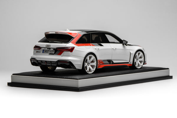[MOTORHELIX] 1:18 Audi RS 6 Avant GT Akona White