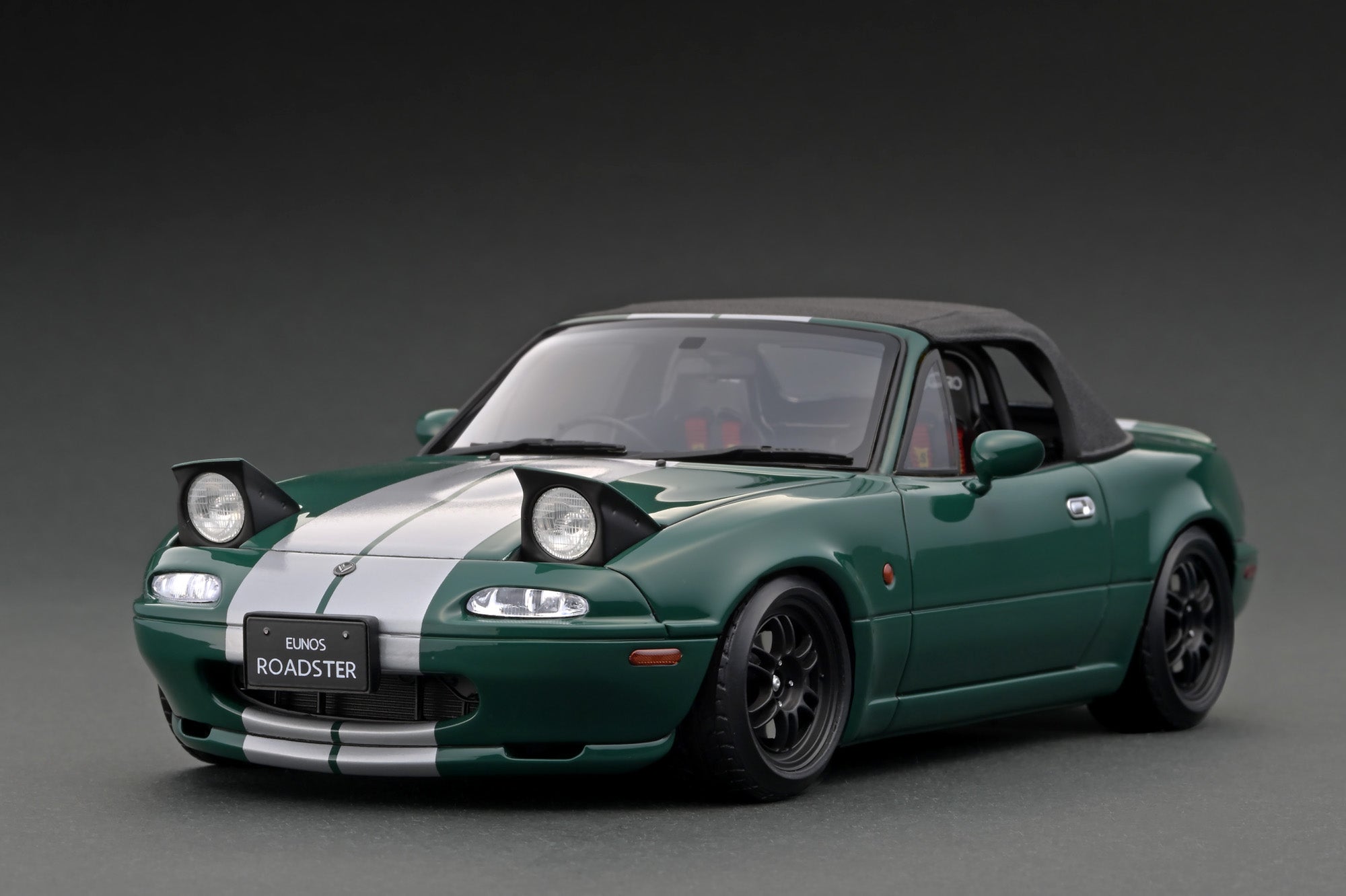 Ignition Model 1/18 Eunos Roadster (NA) Green With B6-ZE Engine [IG3203]