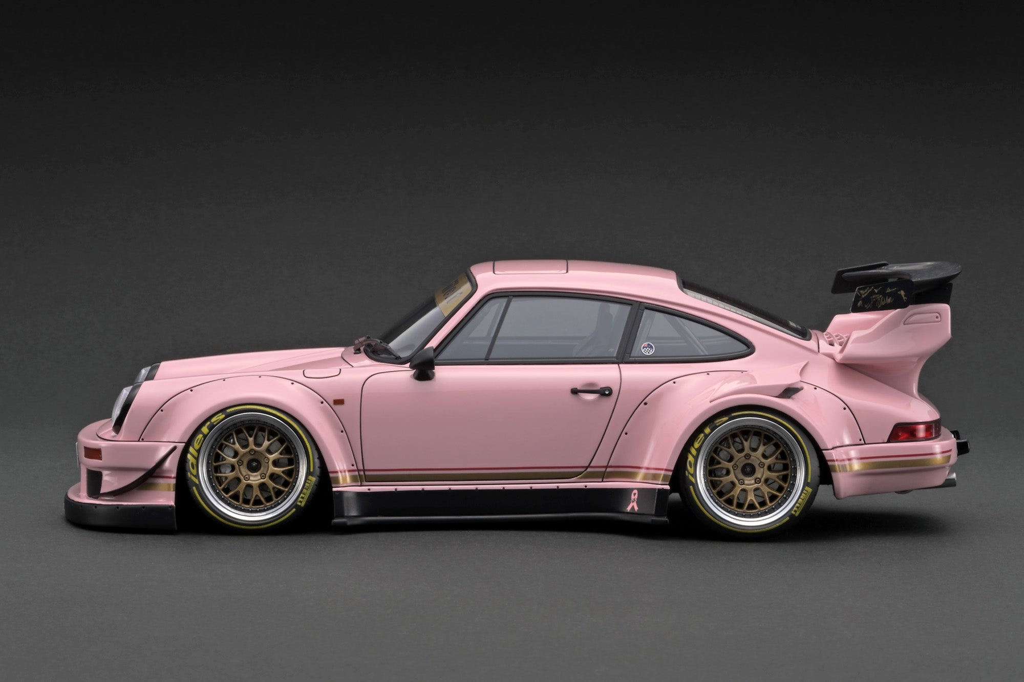 [IGNITION MODEL] 1:18 RWB 930 Pink [IG3620]