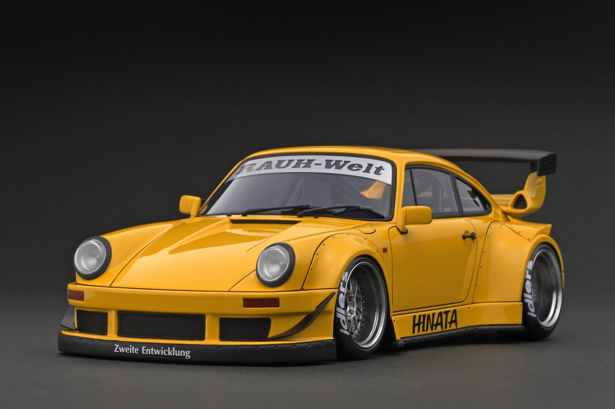 [IGNITION MODEL] 1:18 RWB 930 Yellow [IG3621]