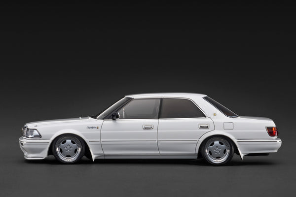 [IGNITION MODEL] 1:18 Toyota Crown Royal Saloon G (130) White [IG3735]