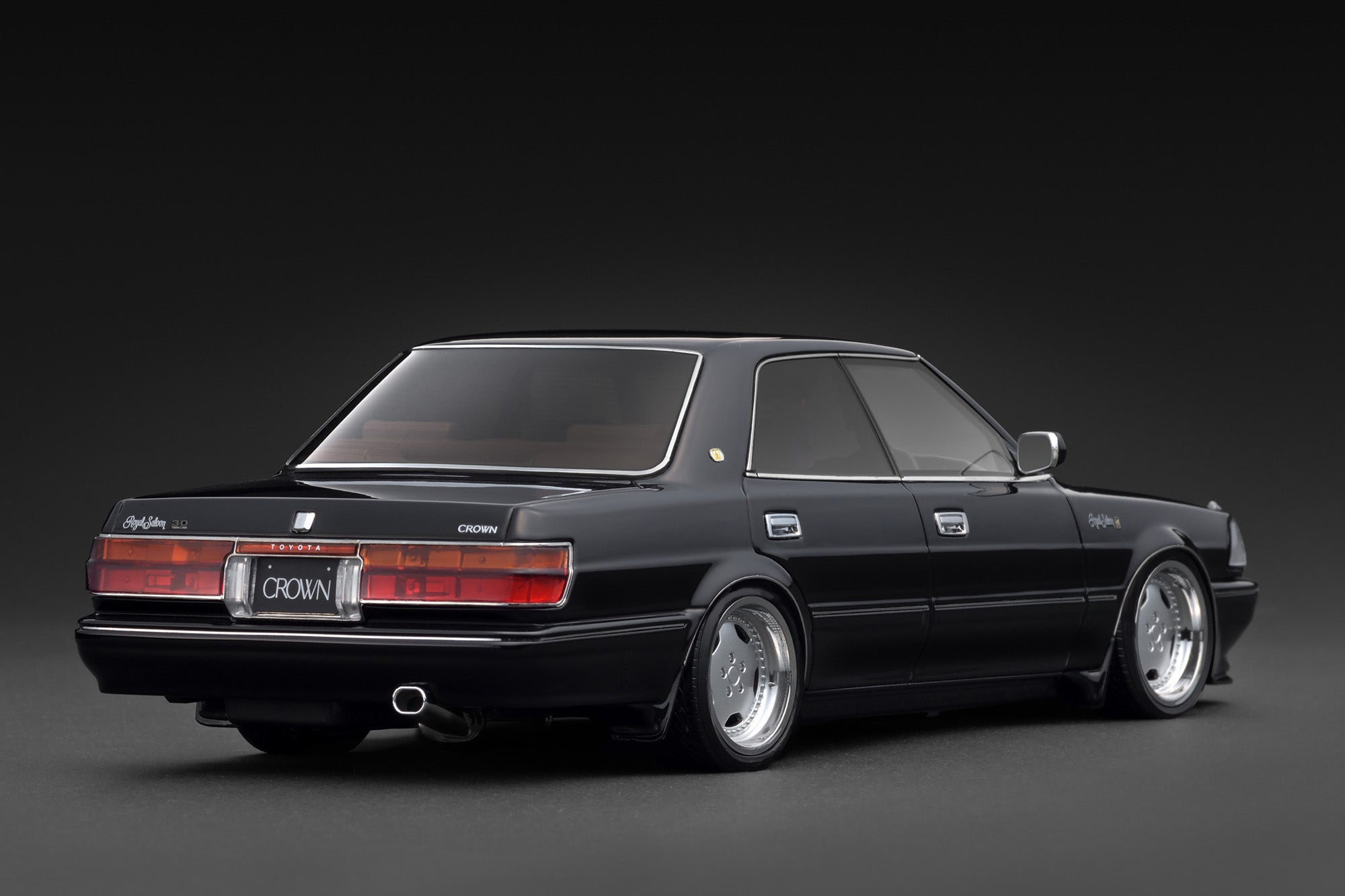 [IGNITION MODEL] 1:18 Toyota Crown Royal Saloon G (130) Black [IG3737]