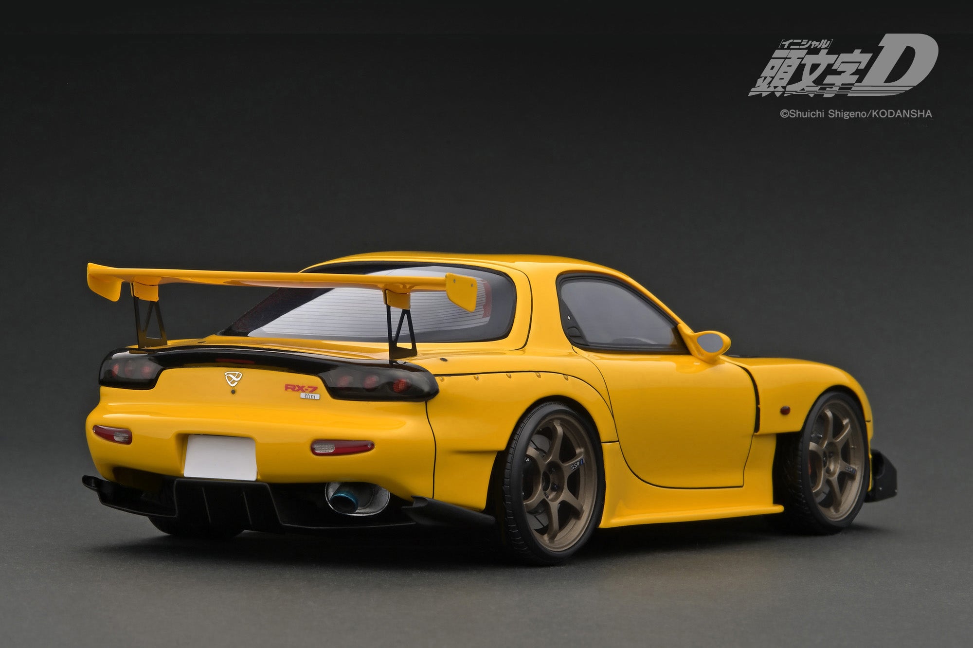 [IGNITION MODEL] 1:18 INITIAL D Mazda RX-7 (FD3S) Yellow With LED Light [IG3801]