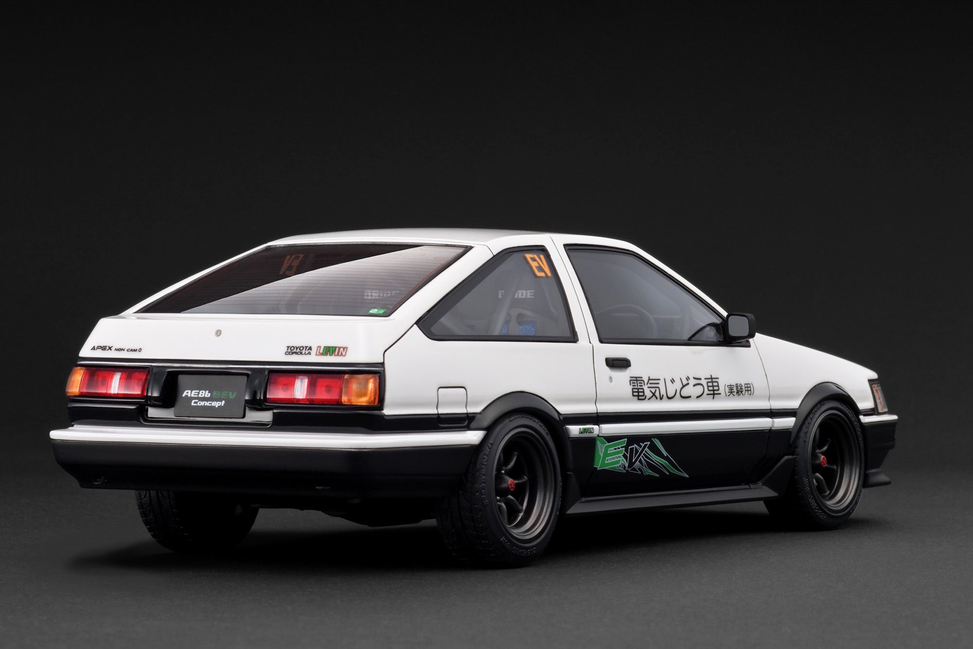 [IGNITION MODEL] 1:18 Toyota Corolla Levin 3DR (AE86) BEV [IG3807]