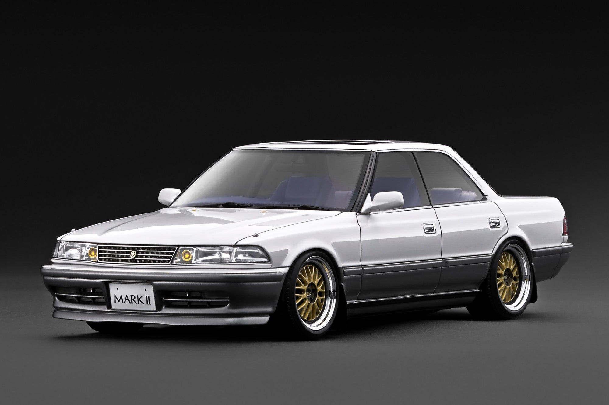 [IGNITION MODEL] 1:18 Toyota Mark Ⅱ2.5 GT Twin turbo (JZX81) Pearl White / Silver [IG3856]