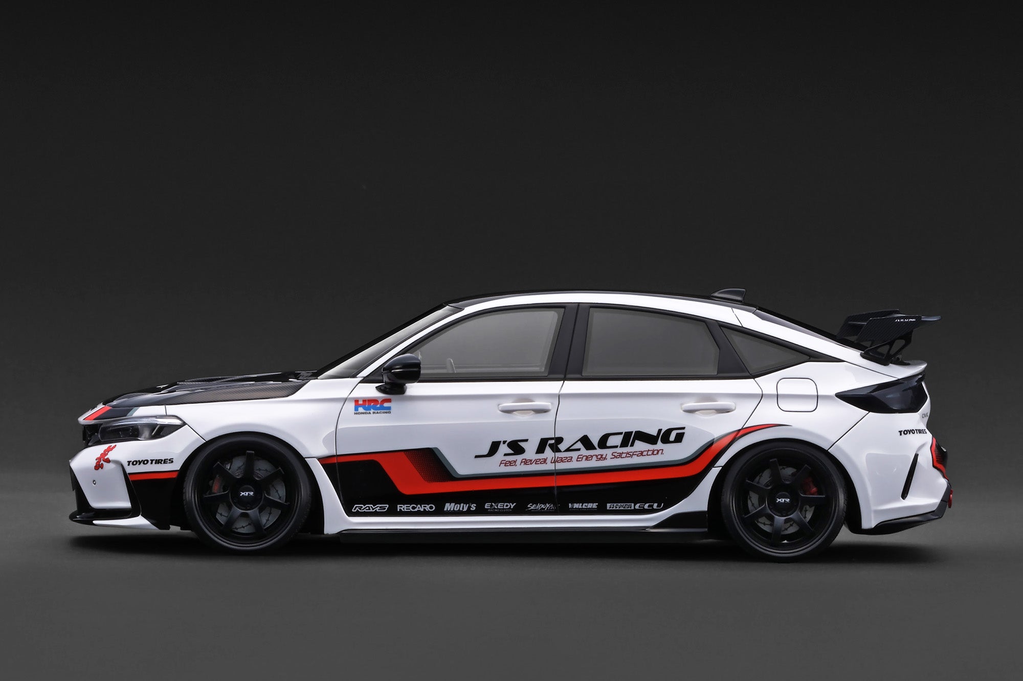 [IGNITION MODEL] 1:18 Honda Civic Type-R J'S Racing (FL5) White *Demo Car [IG3933] - Toy Space Diecast Online Store Singapore