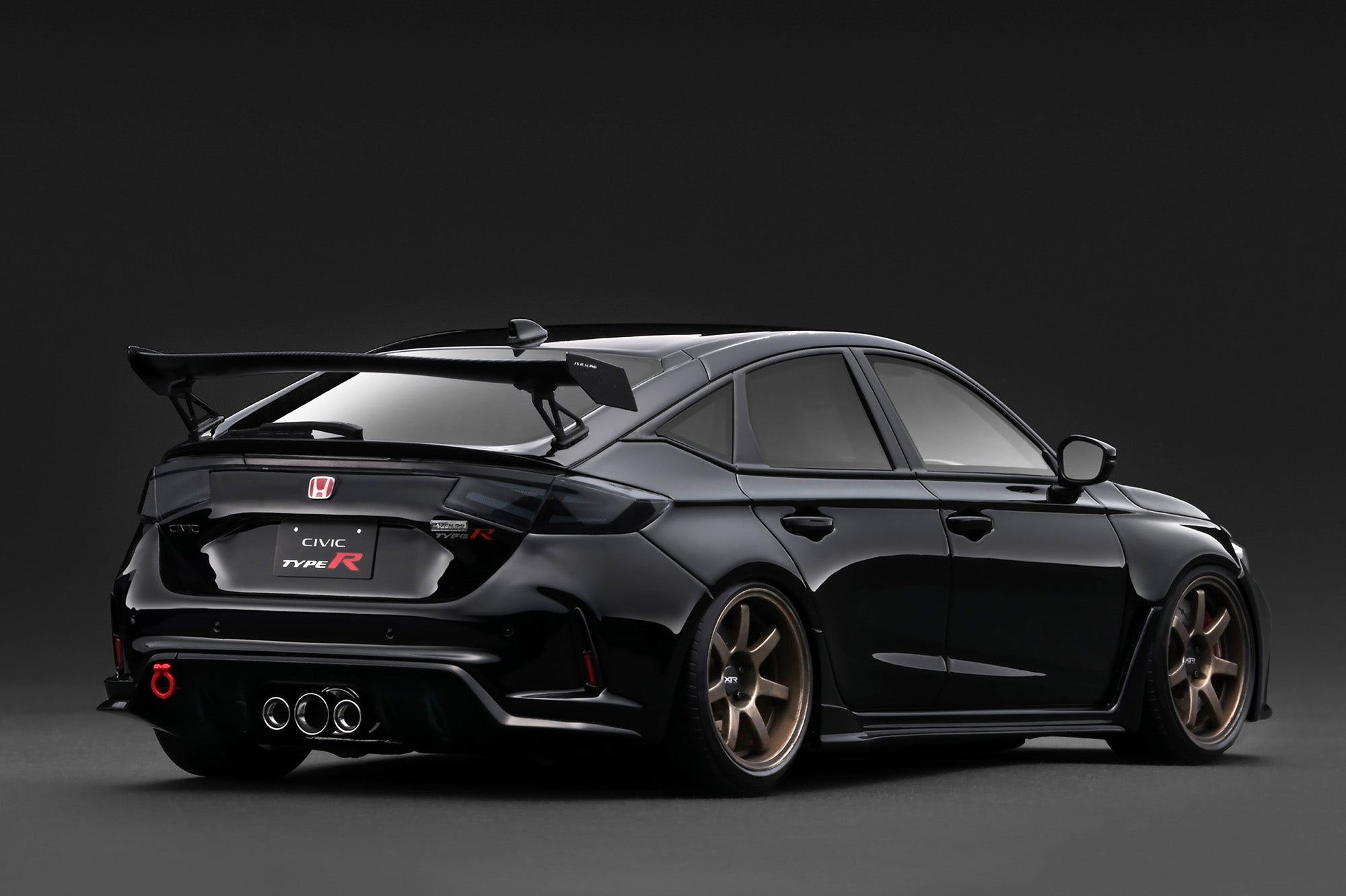 [IGNITION MODEL] 1:18 Honda Civic Type R J'S Racing (FL5) Black [IG3936]