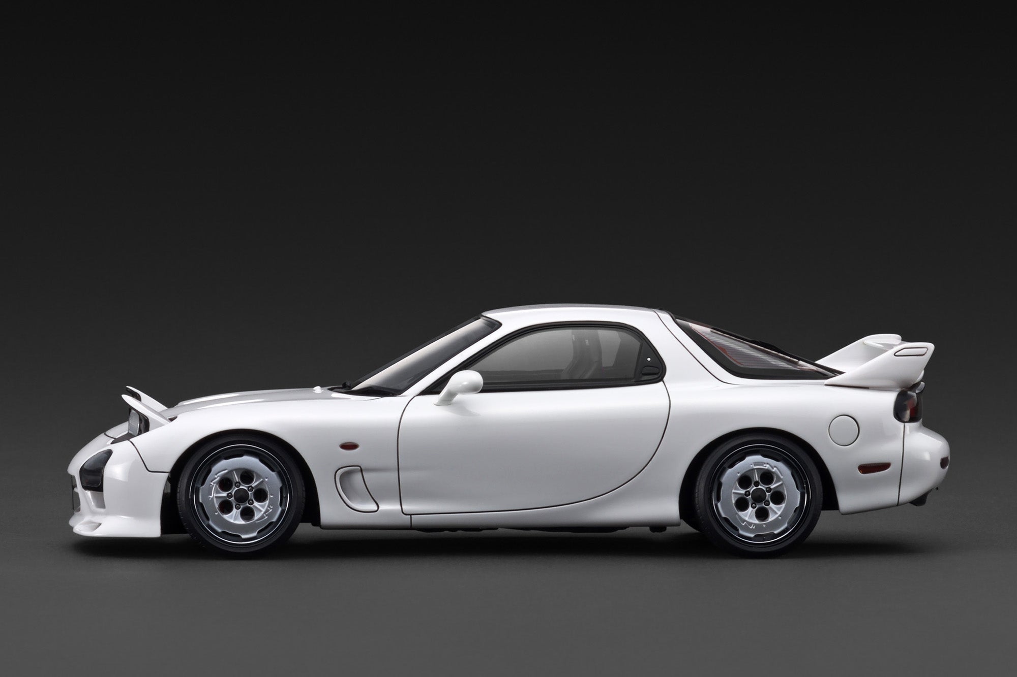 [IGNITION MODEL] 1:18 Mazda RX-7 Mazda Speed A-Spec (FD3S) White [IG3942]