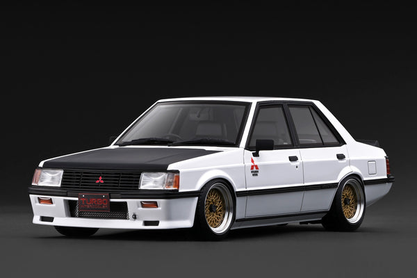 [IGNITION MODEL] 1:18 Mitsubishi Lancer EX GSR Turbo (A175A) White *Black Hood [IG3967]