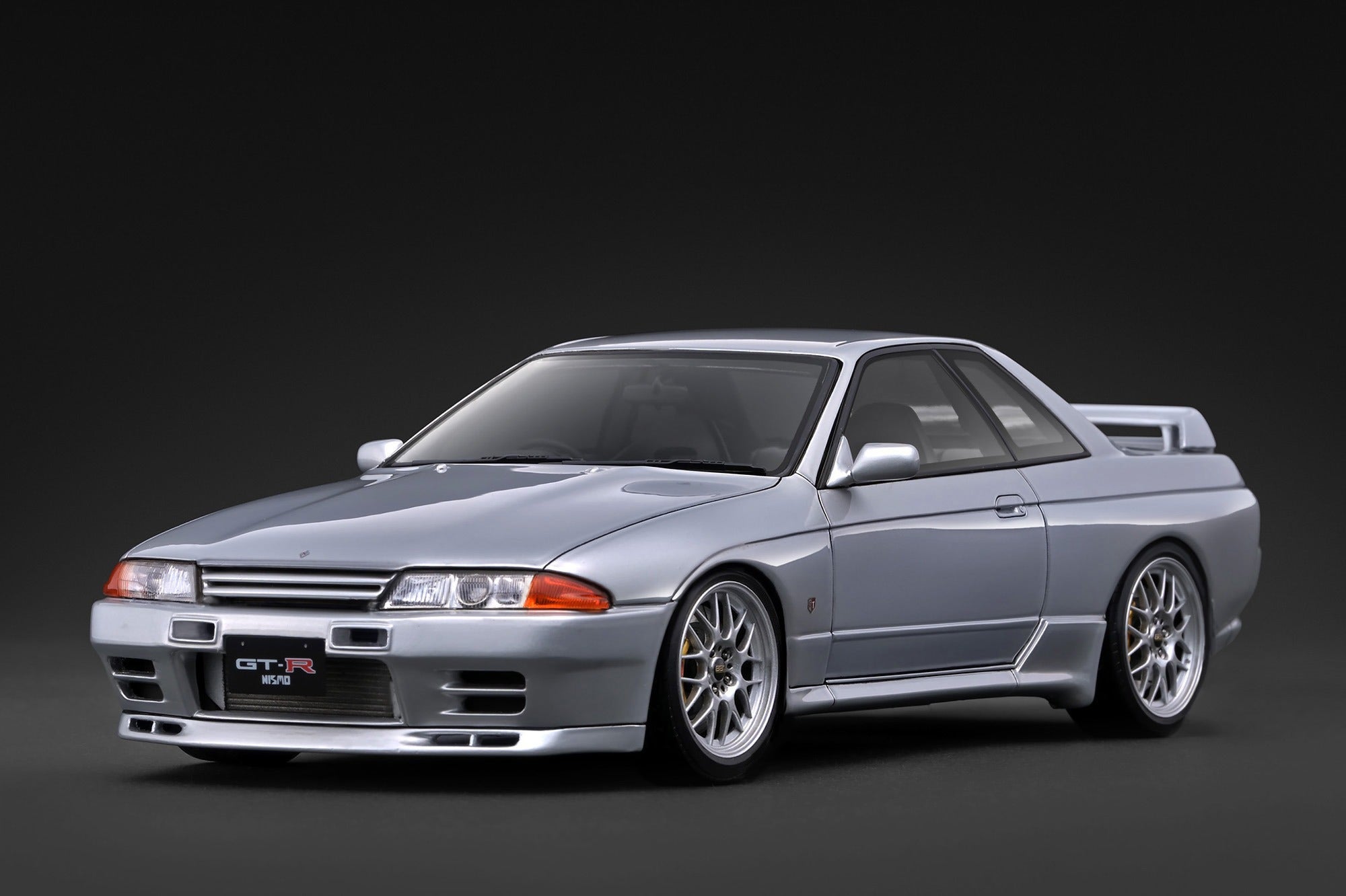 [IGNITION MODEL] 1:18 Nissan Skyline GT-R Nismo (BNR32) Silver [IG4078]