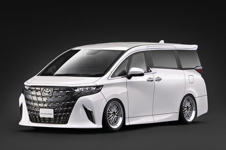 [IGNITION MODEL] 1:18 Toyota Alphard Z (H40W) Pearl White [IG4080] - Toy Space Diecast Online Store Singapore