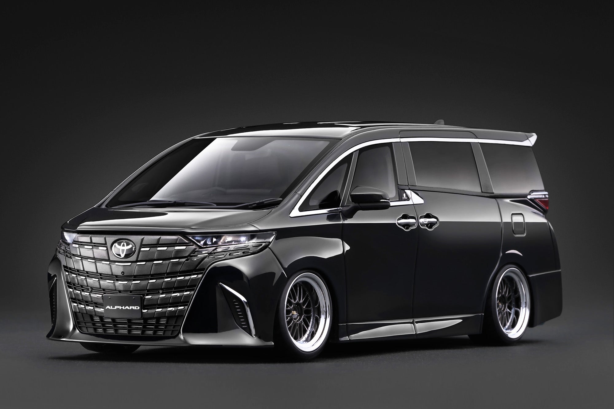 [IGNITION MODEL] 1:18 Toyota Alphard Z (H40W) Black [IG4082]