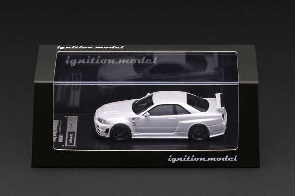 [IGNITION MODEL] 1:64 Nissan Skyline GT-R (BNR34) Nismo Customized White Metallic [IG4175] - Toy Space Diecast Online Store Singapore
