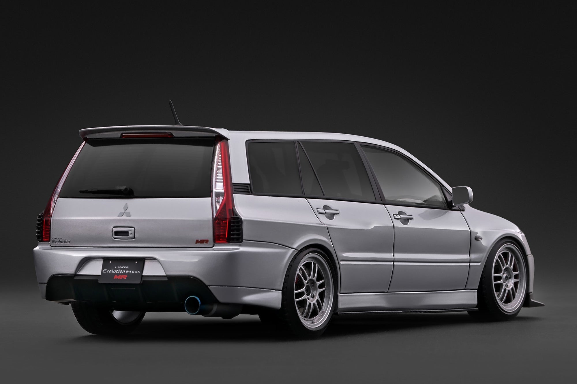 [IGNITION MODEL] 1:18 Mitsubishi Lancer Evolution Wagon MR (CT9W) Silver [IG4250]