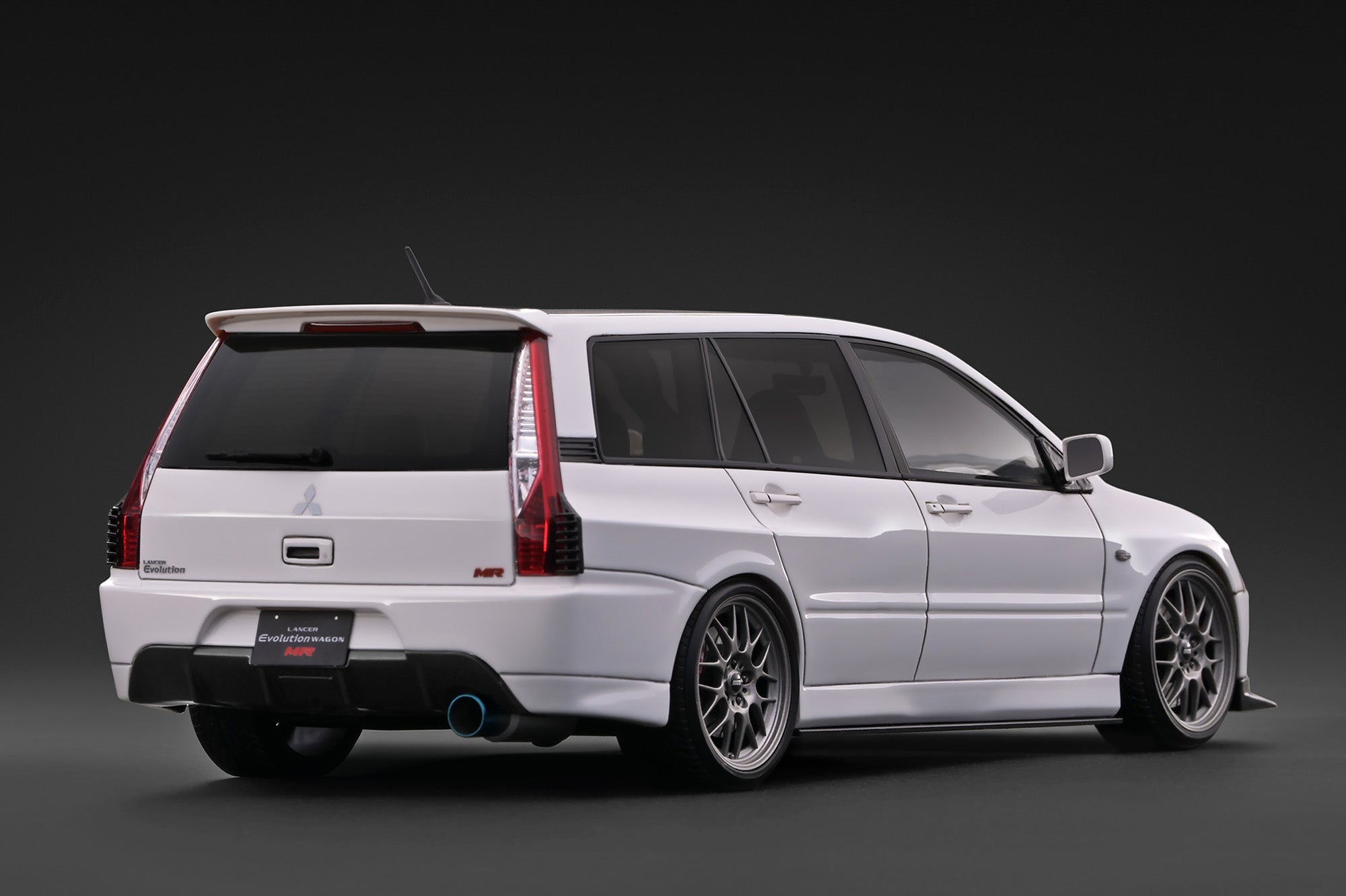 [IGNITION MODEL] 1:18 Mitsubishi Lancer Evolution Wagon MR (CT9W) White [IG4251]