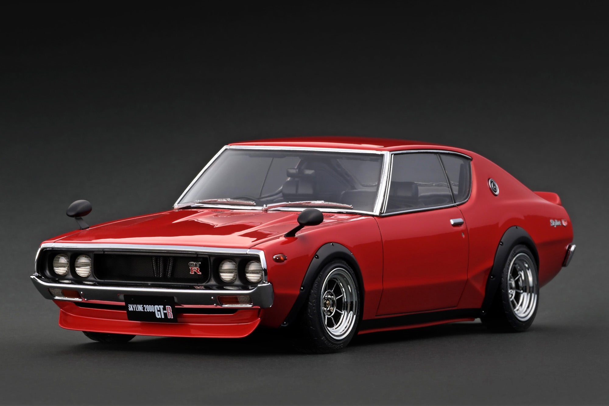[IGNITION MODEL] 1:18 Nissan Skyline 2000 GT-R (KPGC110) Red [IG4257]