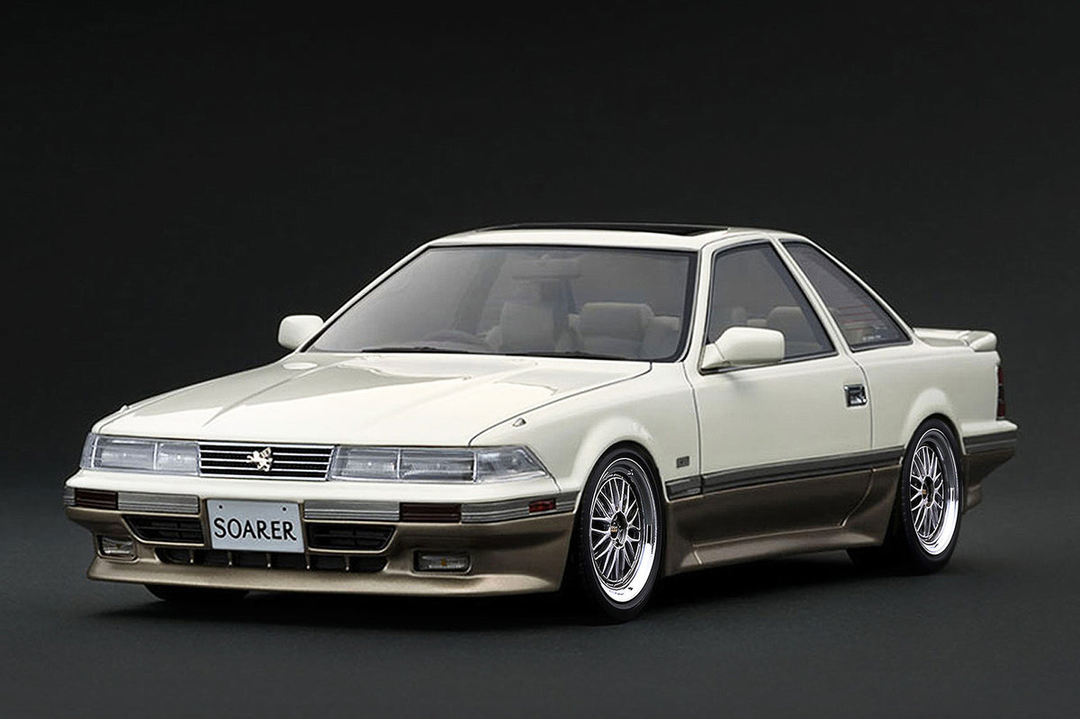 [IGNITION MODEL] 1:18 Toyota Soarer (Z20) 3.0GT-Limited Pearl White/Gold [IG4326] - Toy Space Diecast Online Store Singapore