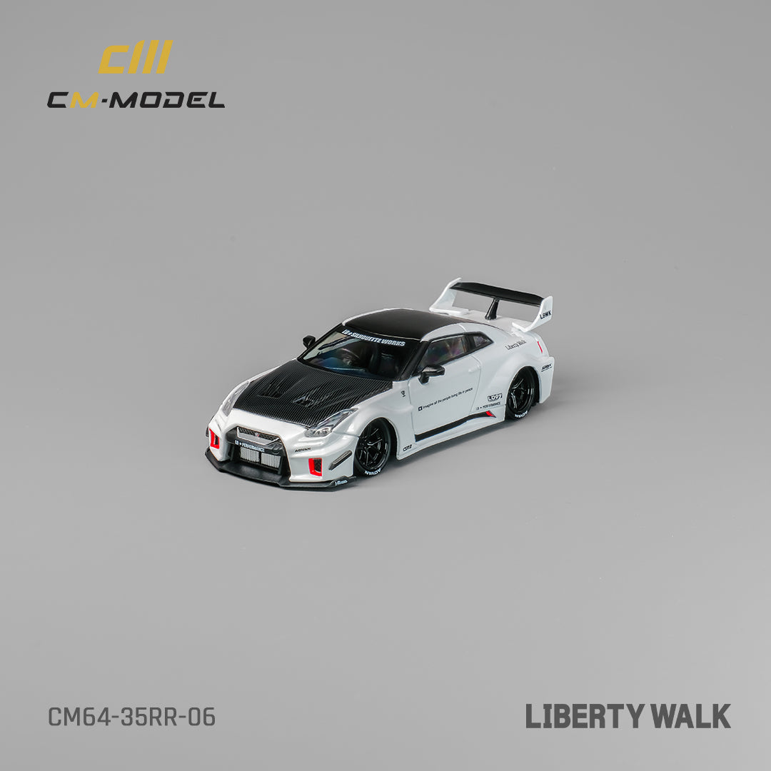 CM 1/64 Nissan LBWK 35GT-RR White
