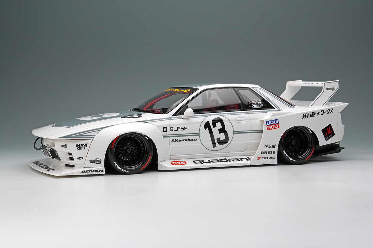 [MAKE UP] 1:18 LB-Kaido Works Nissan Skyline (R32) TAS 2025 [EML202]