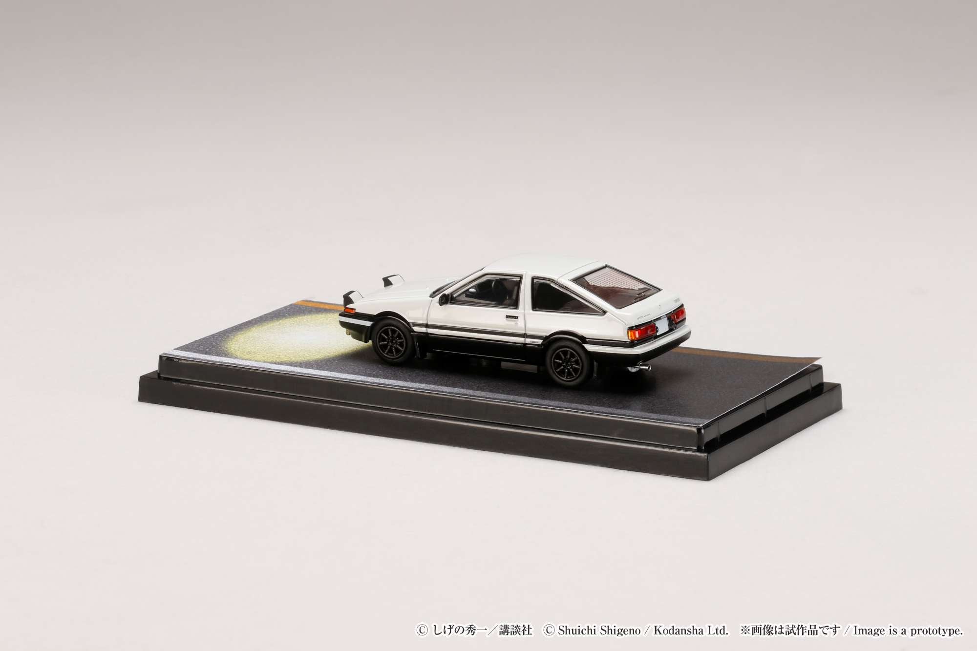 [HOBBY JAPAN] 1:64 Toyota Sprinter Trueno (AE86) / INITIAL D