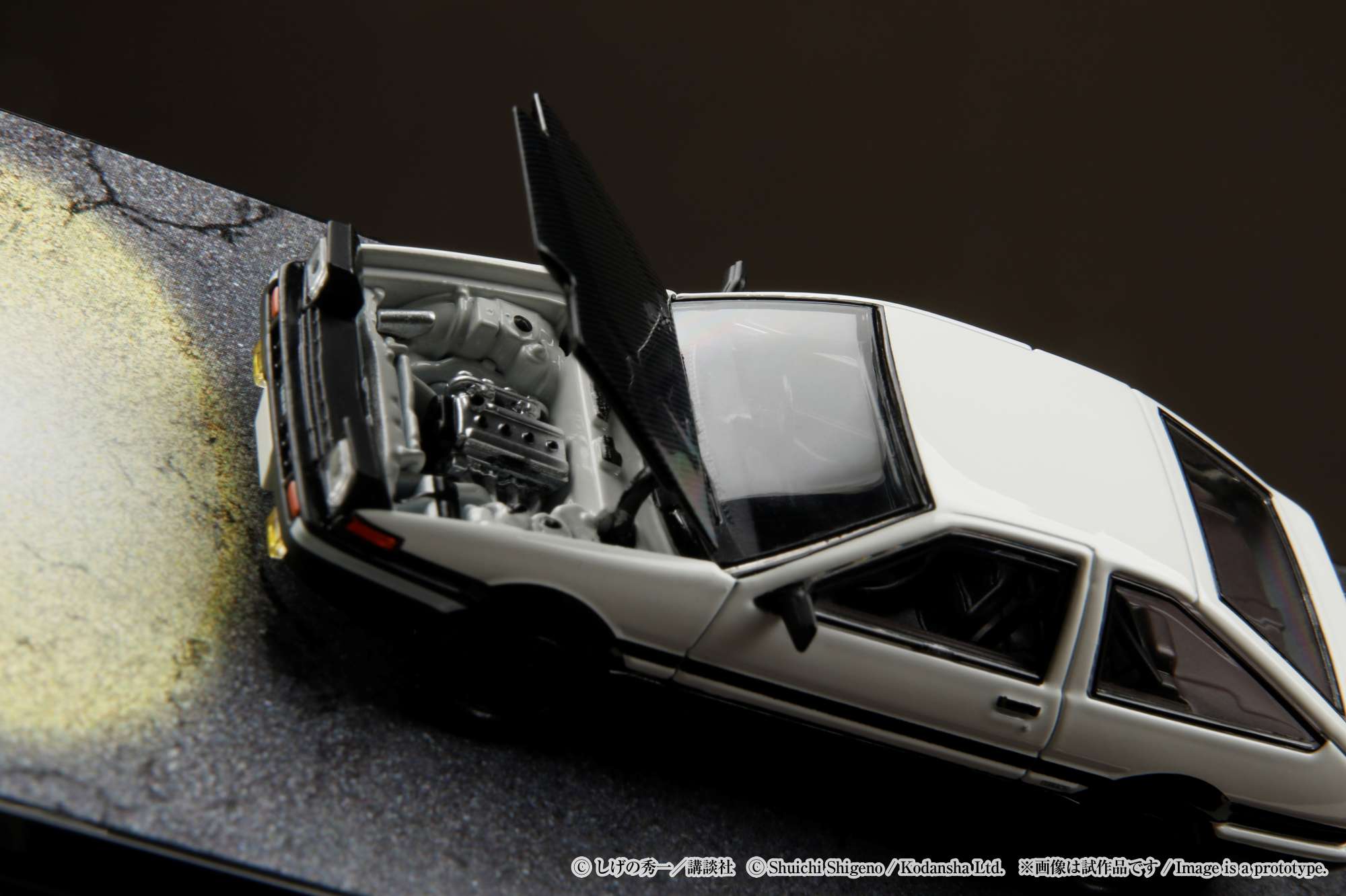 [HOBBY JAPAN] 1:64 Toyota Sprinter Trueno (AE86) Final Version / INITIAL D Engine Mounted Model vs Shinji Inui