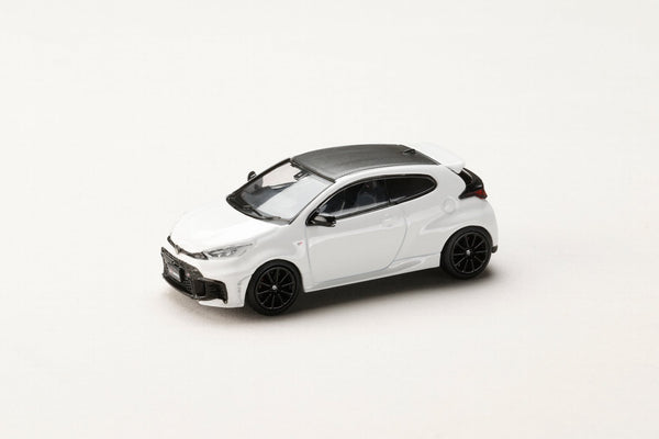 [HOBBY JAPAN] 1:64 Toyota GR Yaris RZ High Performance 2024 Super White II