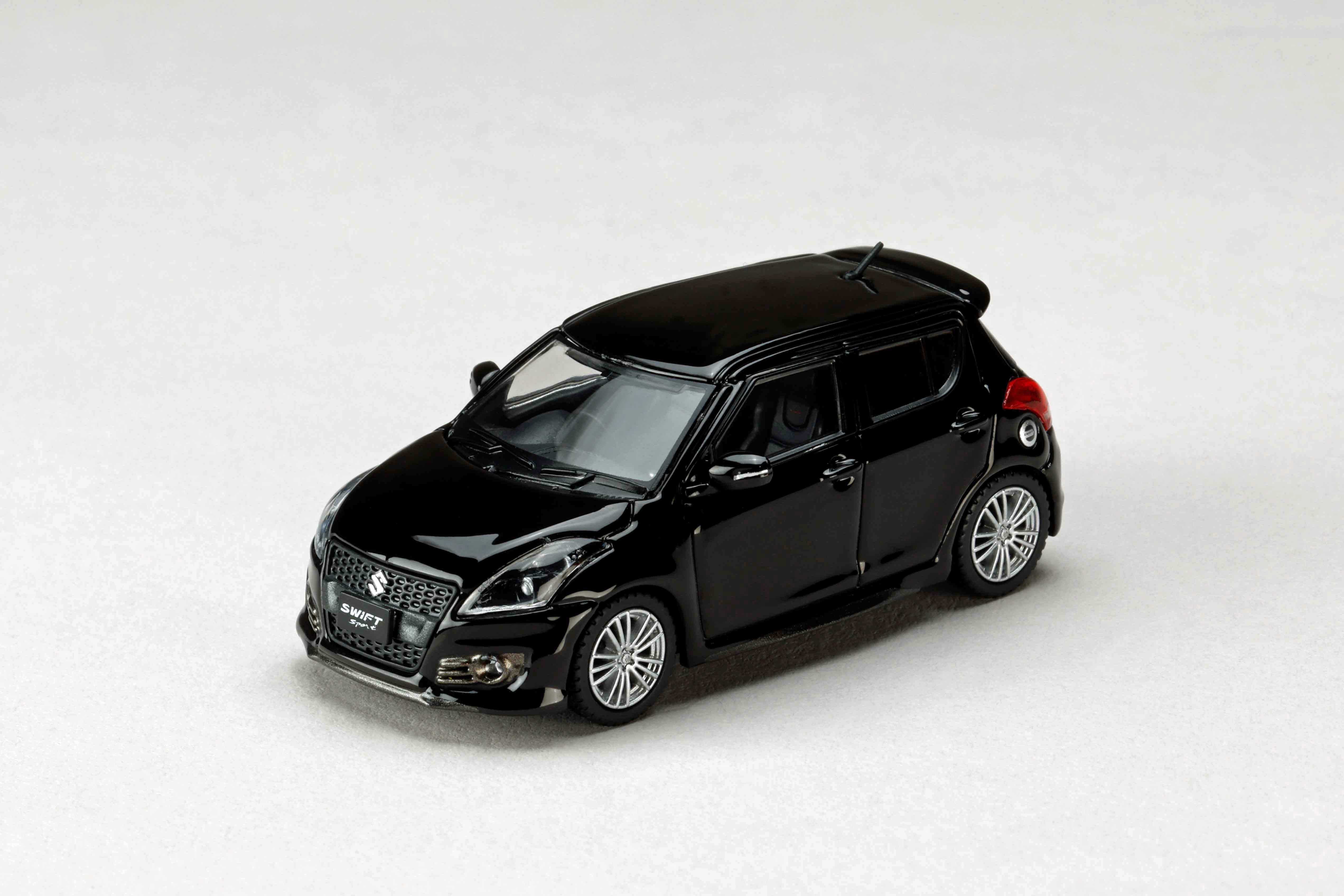 [HOBBY JAPAN] 1:64 Suzuki Swift Sport ZC32S Genuine Aero Parts Super Black Pearl