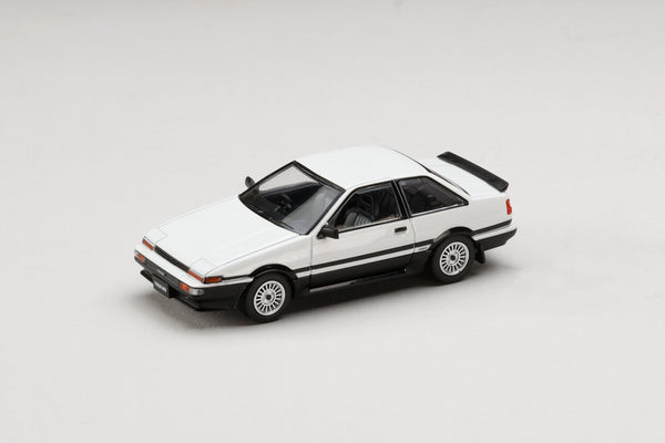 [HOBBY JAPAN] 1:64 Toyota Sprinter Trueno GT Apex (AE86) 2 Door Late Version White/Black
