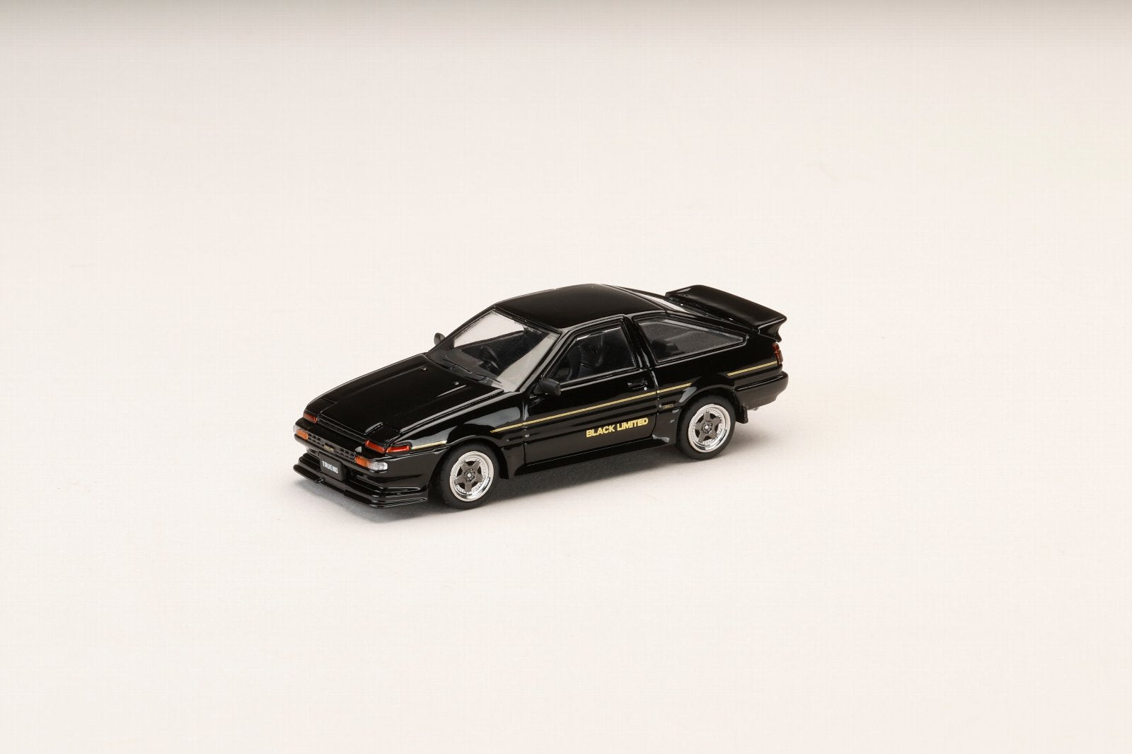 [HOBBY JAPAN] 1:64 Toyota Sprinter Trueno GT Apex (Ae86) Late Version Black Limited JDM Style Black Metallic