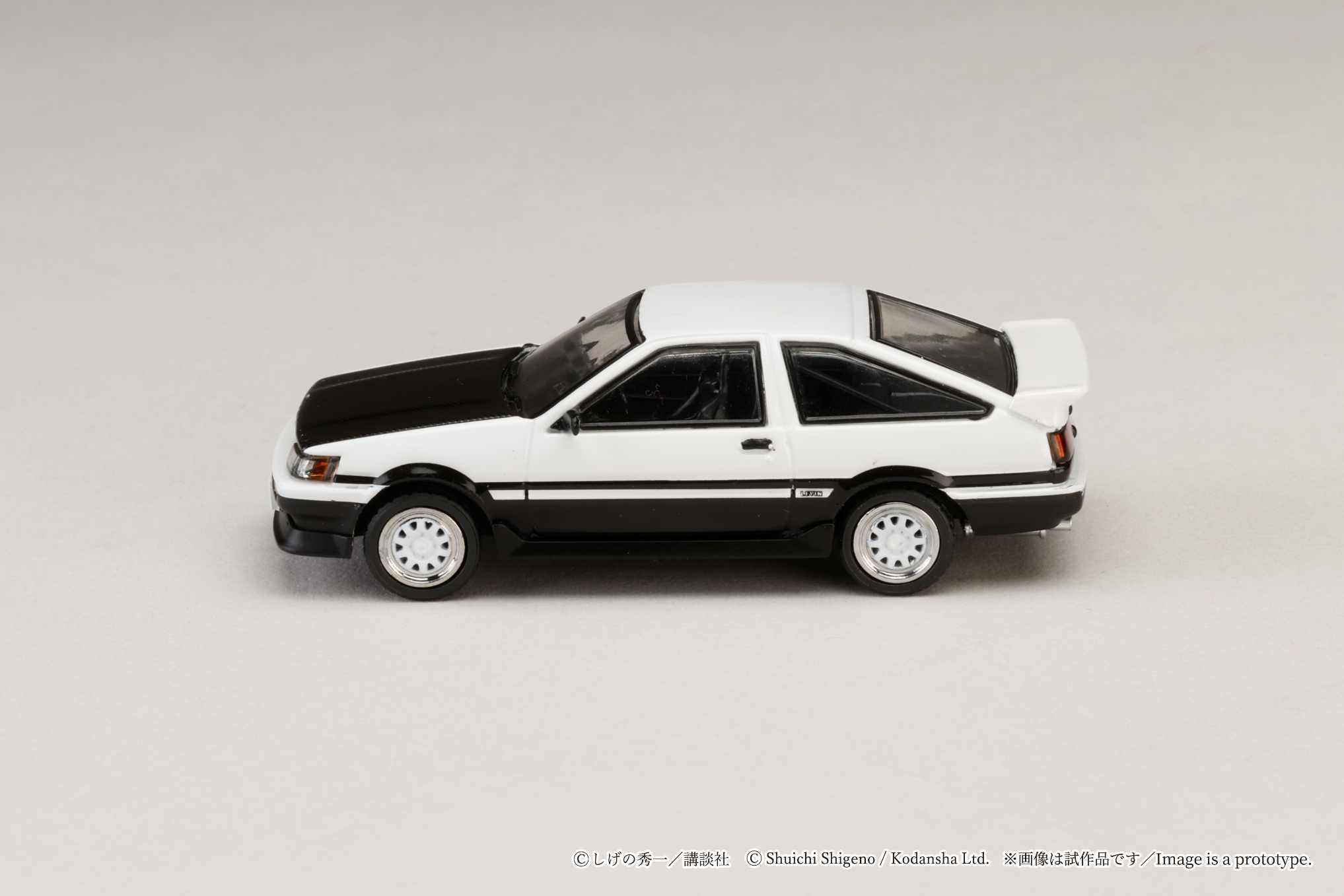 [HOBBY JAPAN] 1:64 Toyota Corolla Levin (AE86)/ INITIAL D Wataru Akiyama VS Keisuke Takahashi