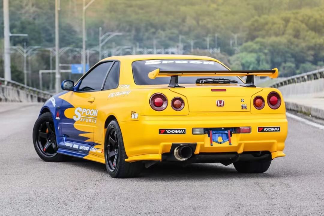 [FAST SPEED] 1:64 Skyline R34 GT-R 5th Generation BNR34 Spoon Livery