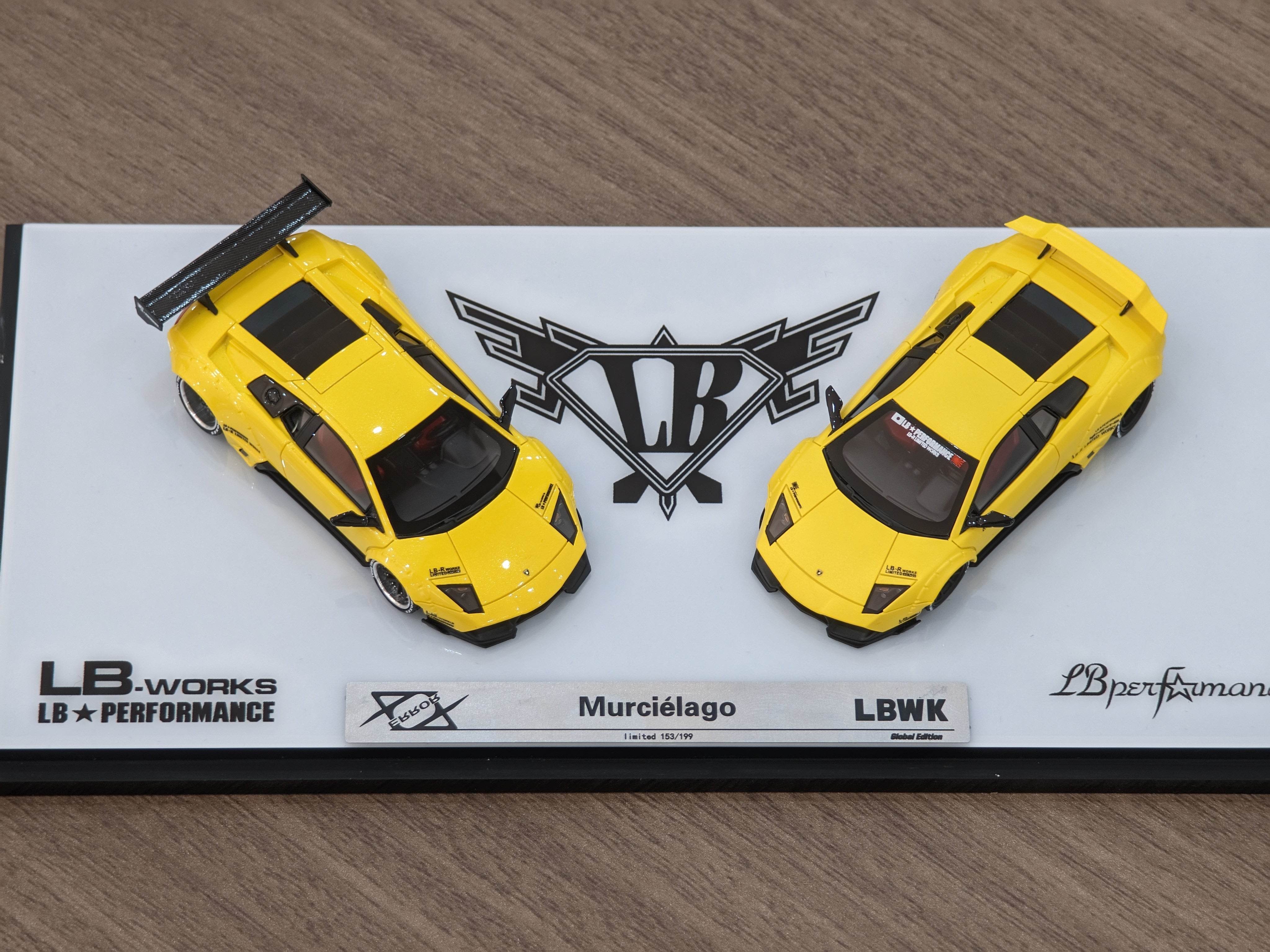 [ERROR 404 MODEL] 1:64 LB Murciélago Double Car Set