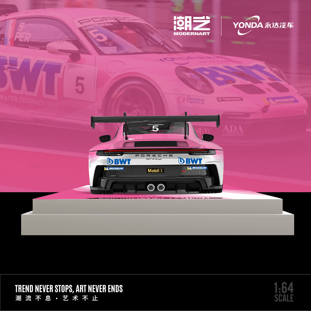 [MODERNART] 1:64 Porsche 911 GT3 Cup