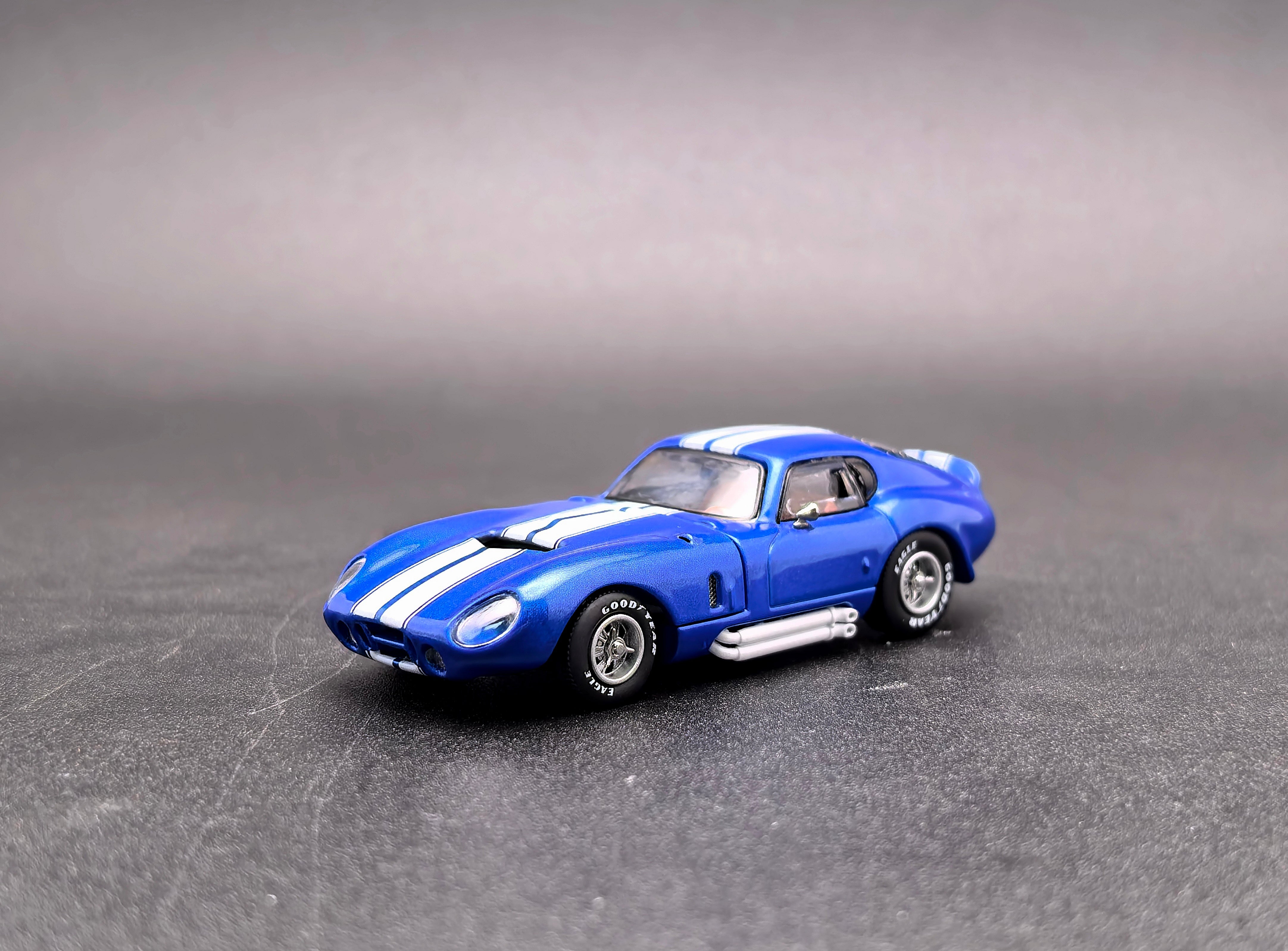 [FINE WORKS64] 1:64 Shelby Daytona Blue Strips