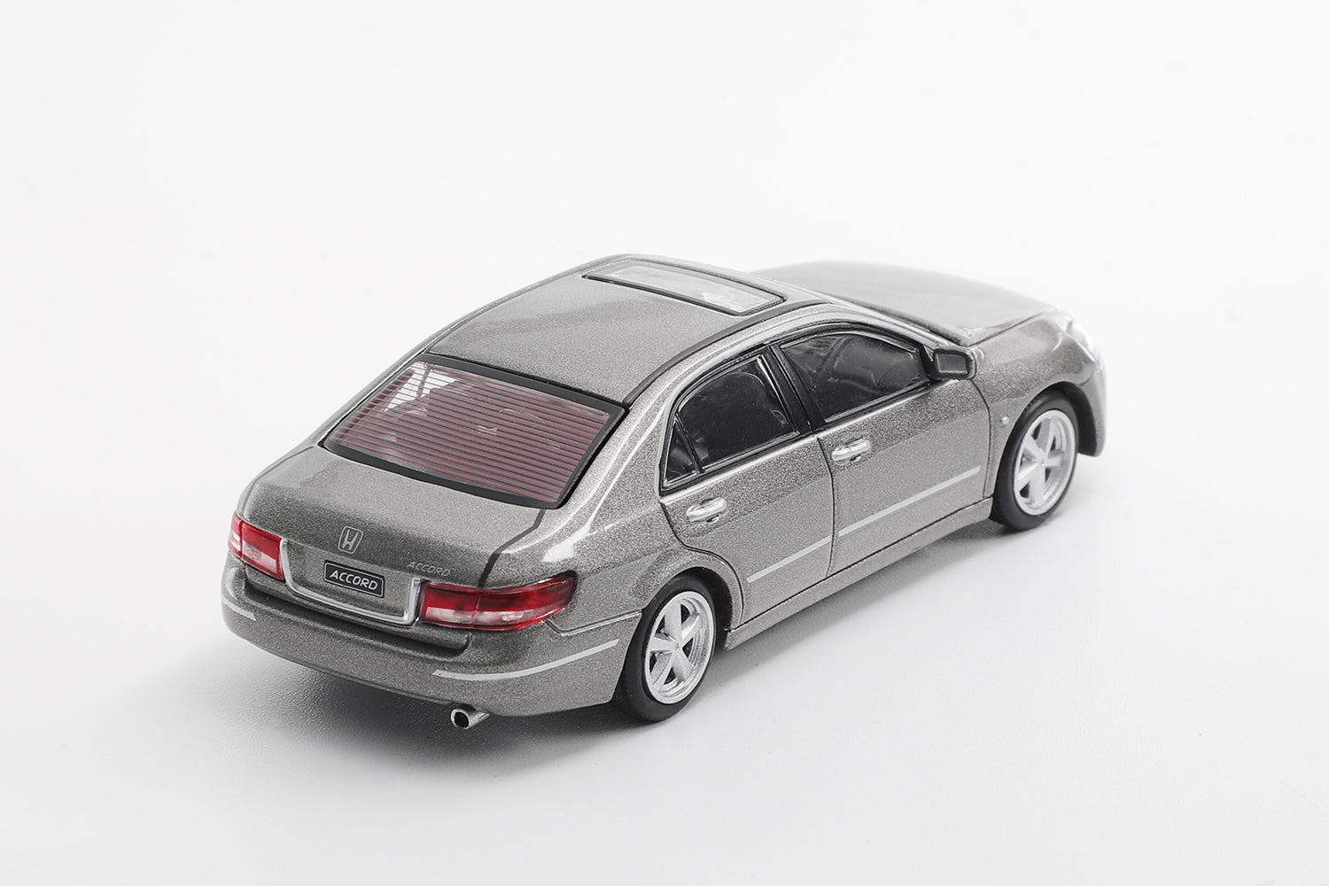 [DCT] 1:64 Honda Accord 2003 Grey