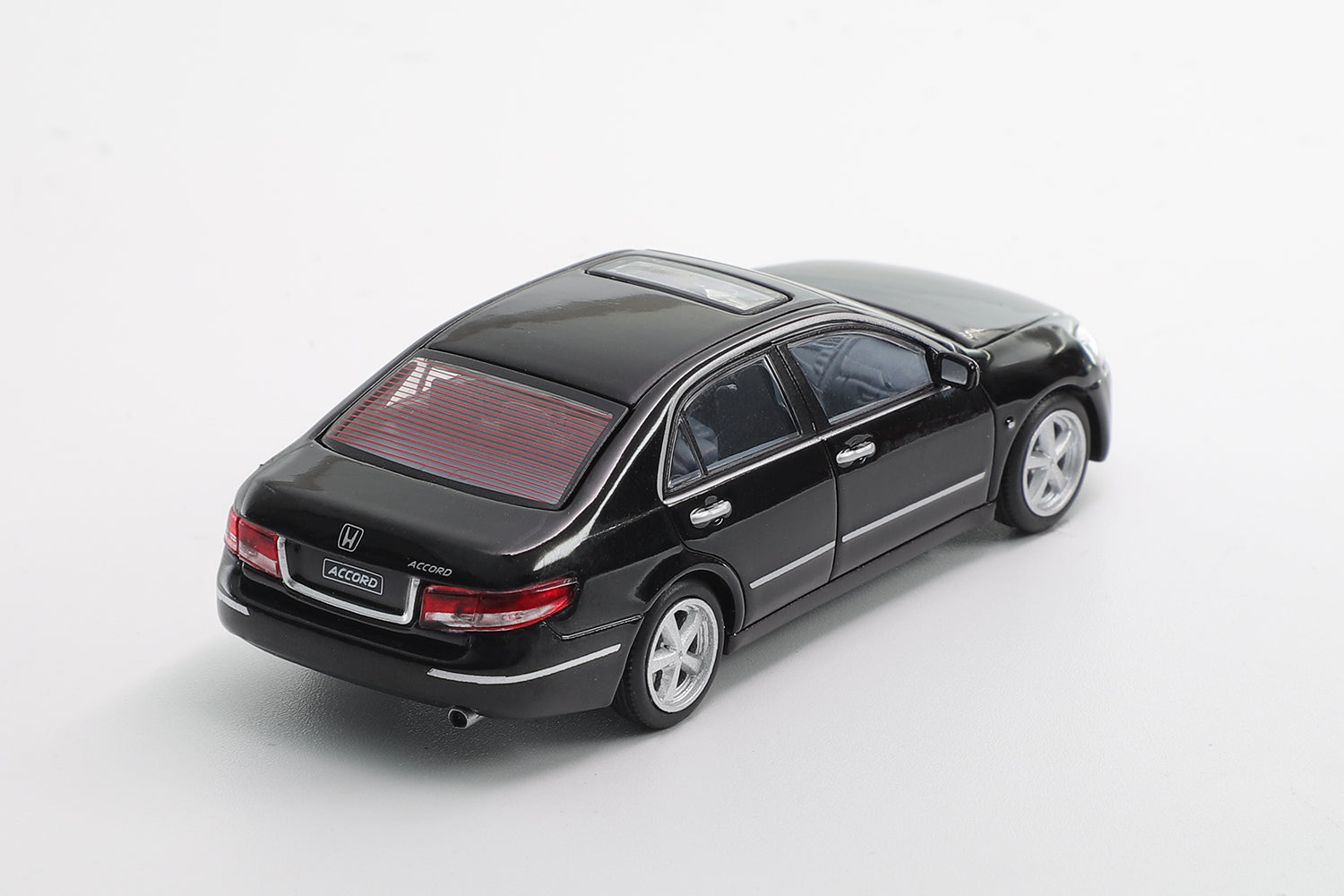 [DCT] 1:64 Honda Accord 2003 Black