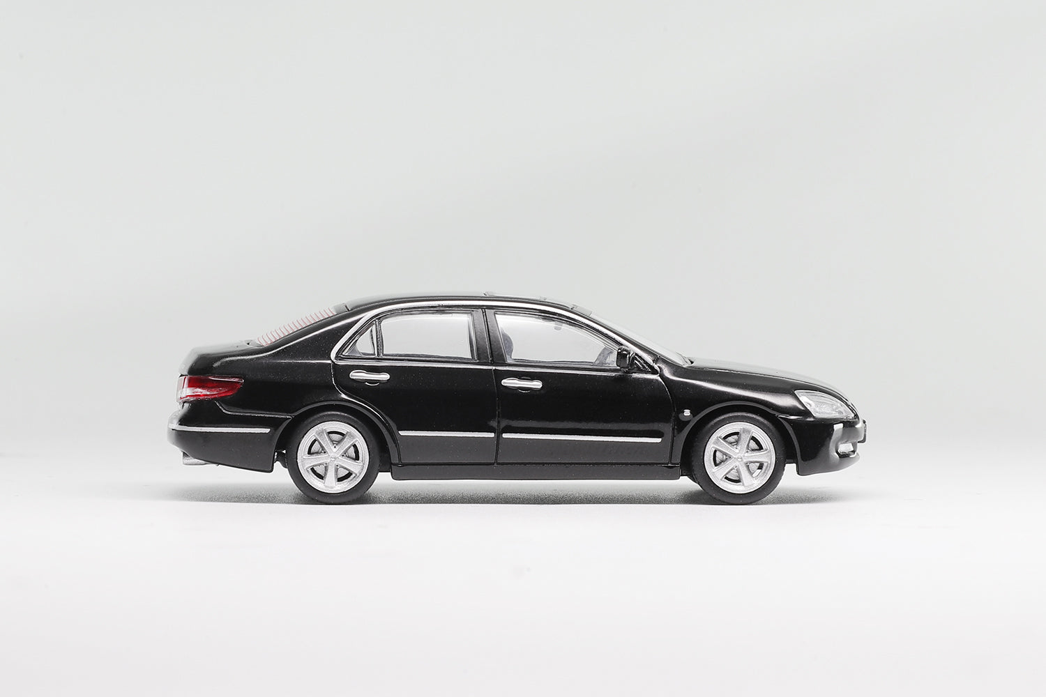 [DCT] 1:64 Honda Accord 2003 Black