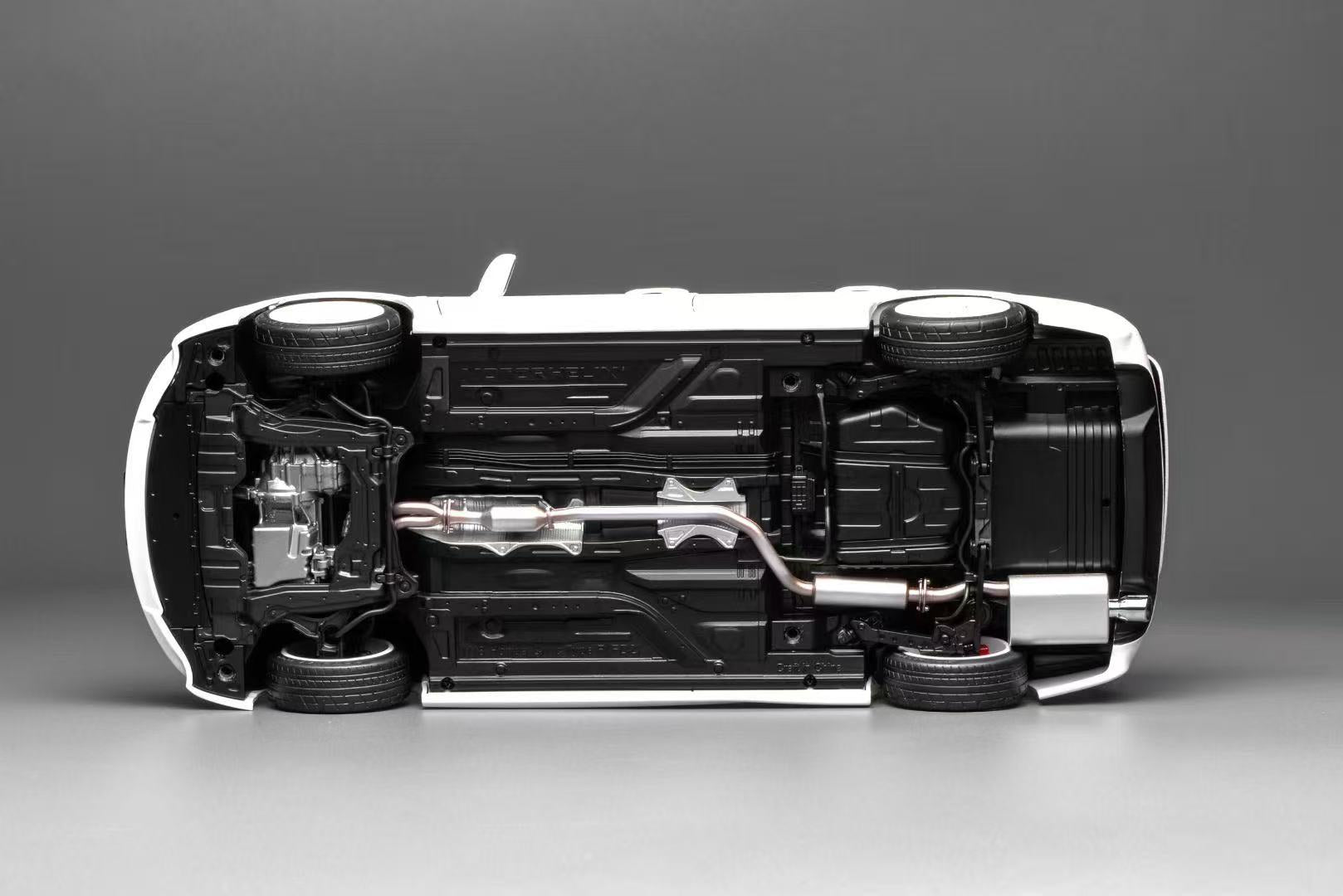 [MOTORHELIX] 1:18 Honda Civic Type R (FD2) 2007 Facelift Pearl White