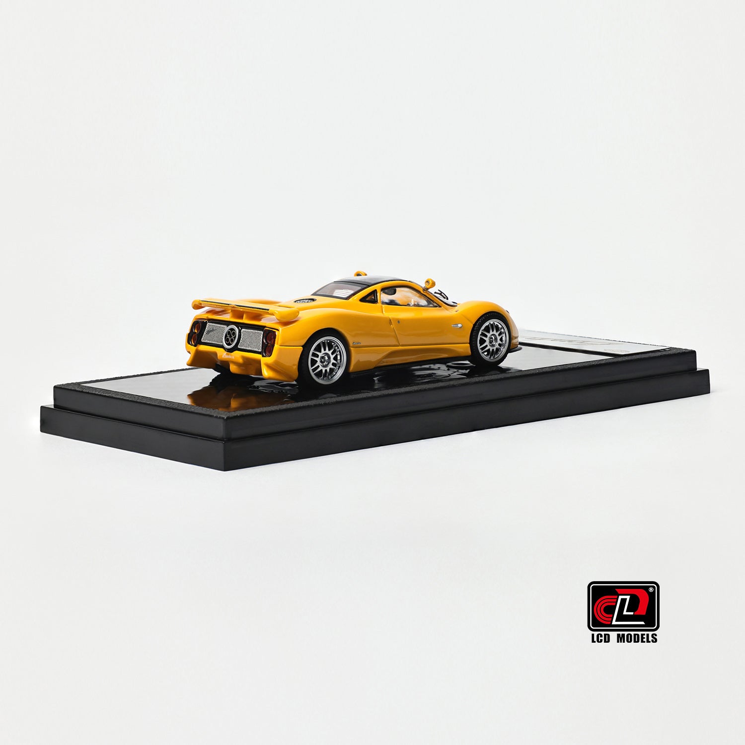 [LCD] 1:64 Pagani Zonda C12 Yellow