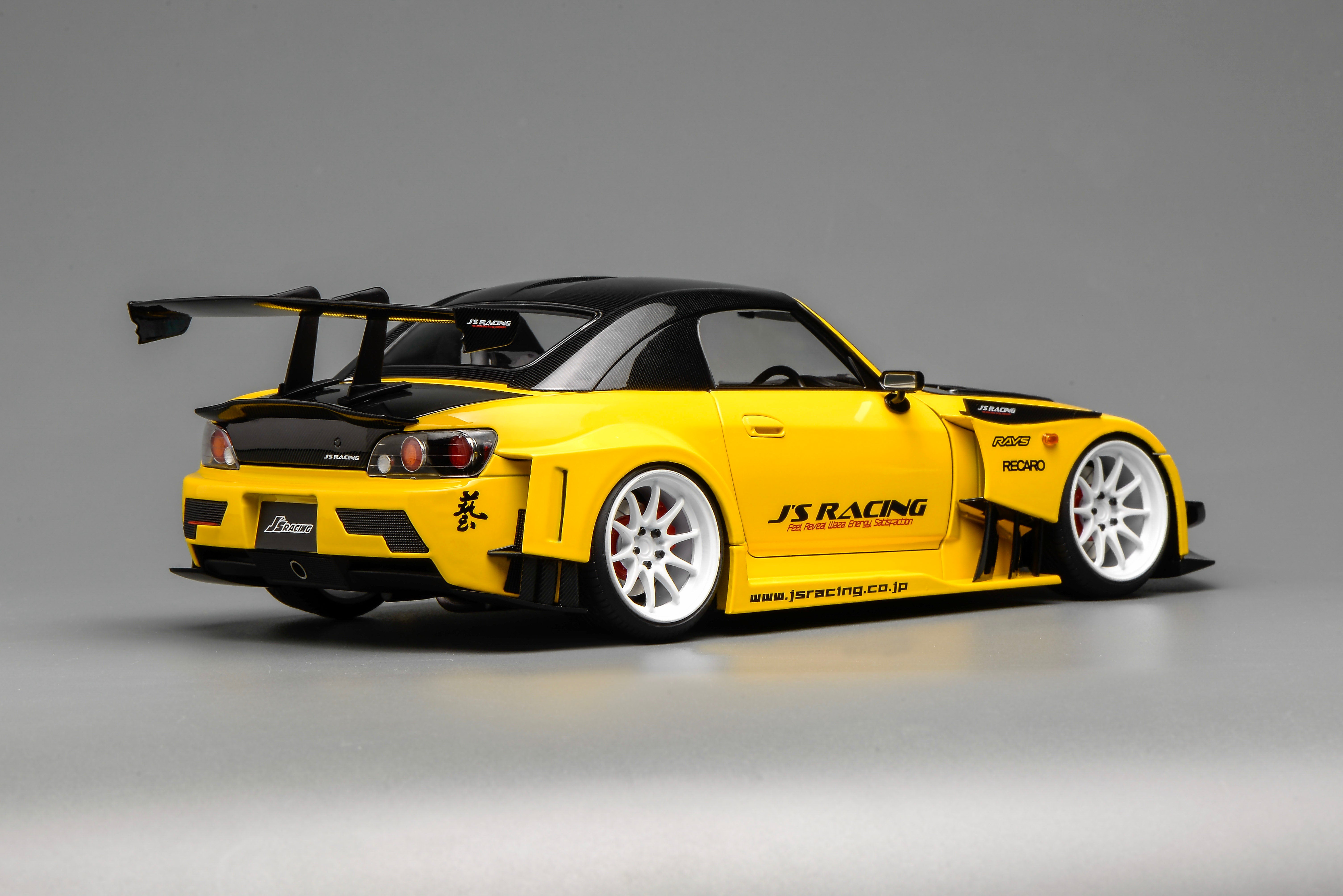 [MOTORHELIX] 1:18 Honda S2000 J'S Racing New Indy Yellow