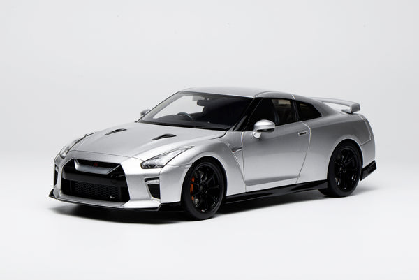 [MOTORHELIX] 1:18 Nissan GT-R (R35) Track Edition Engineered By Nismo 2020 Ultimate Metal Silver