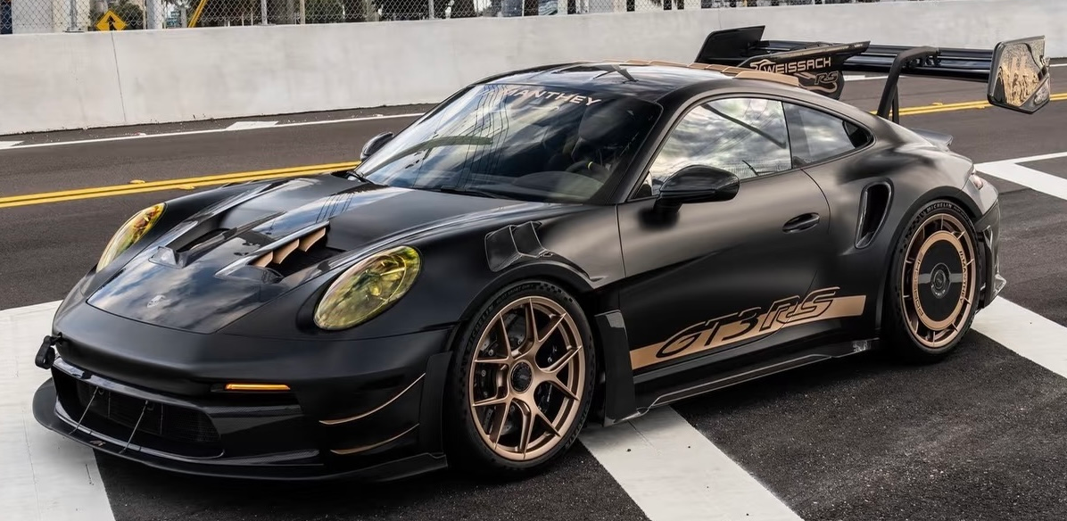 [HH MODEL] 1:18 Porsche 992 GT3 RS MR Manthey Racing Matte Black/Gold
