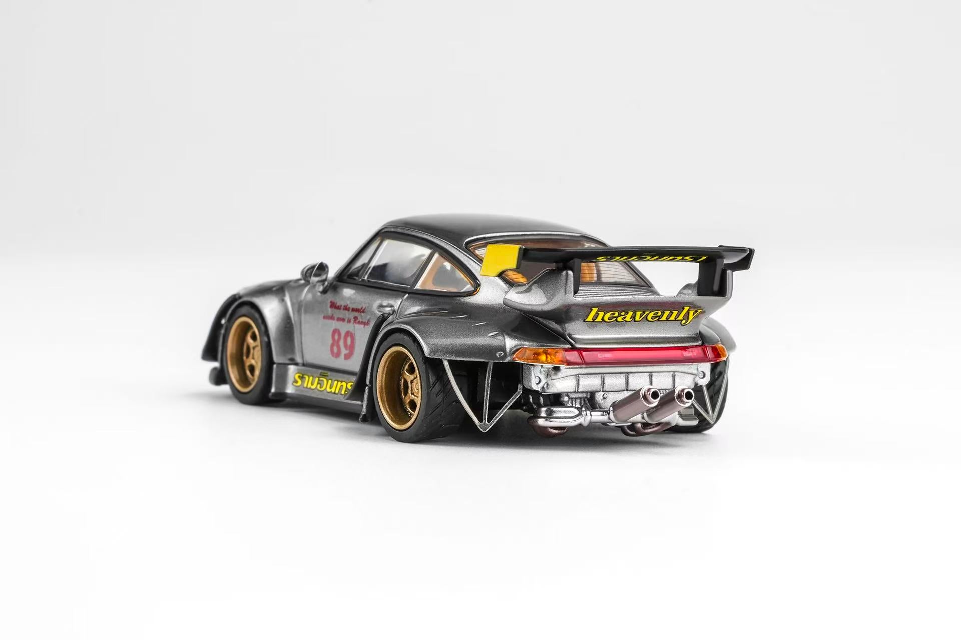 [MOTORHELIX] 1:64 RWB 993 Ramintra